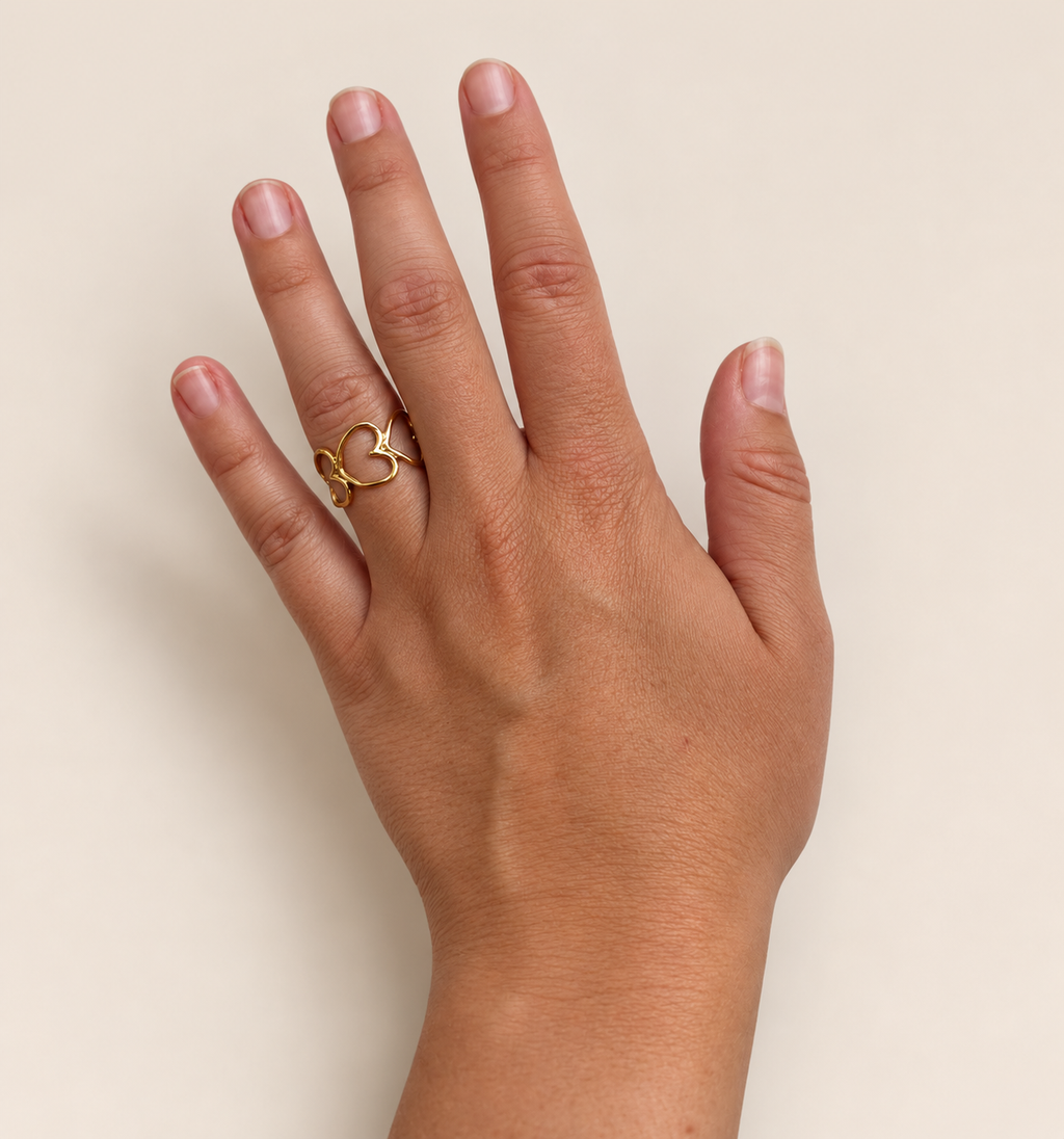 Heartline Ring