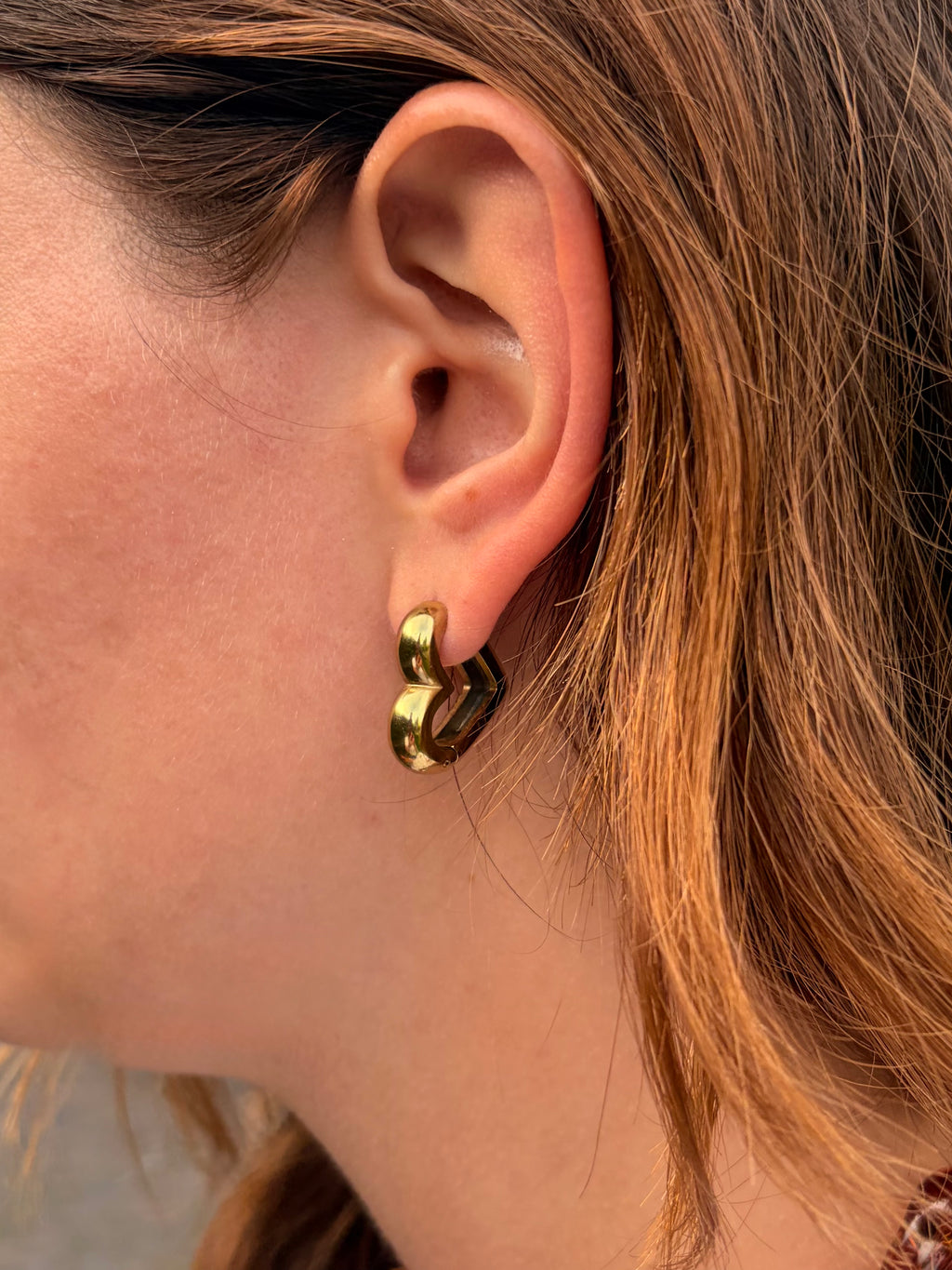 Minimalistic Heart Hoops
