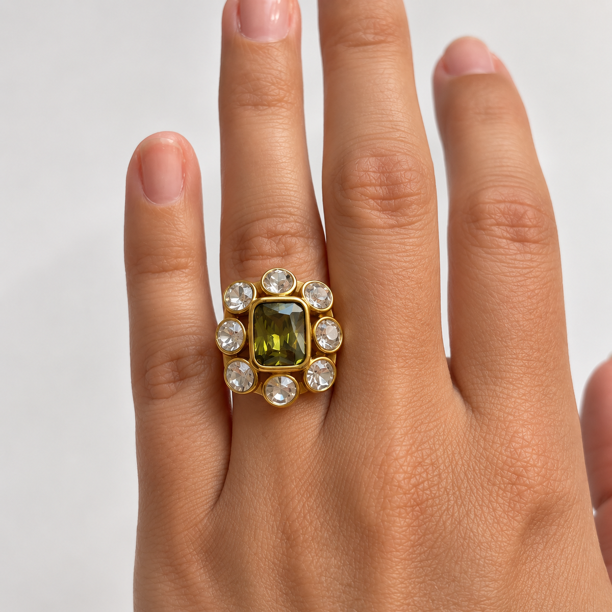 Eva Ring
